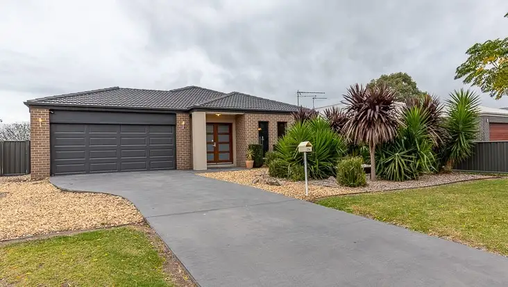 Seventh view of Homely house listing, 24 Speechley Court, Sale VIC 3850