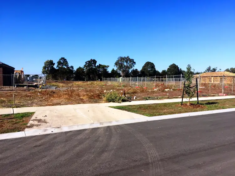 3 Chance Street (Aspect), Greenvale VIC 3059