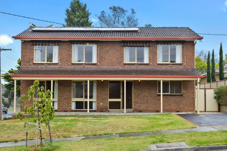 28 Galahad Crescent, Glen Waverley VIC 3150