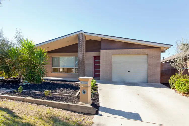Main view of Homely townhouse listing, 1/462 Parnall Street, Lavington NSW 2641