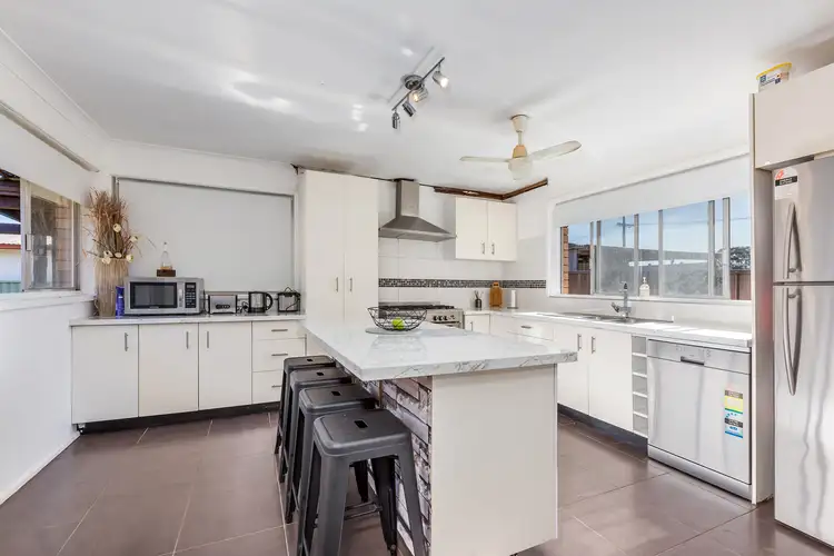 Fifth view of Homely house listing, 8 Paston Street, Tarro NSW 2322