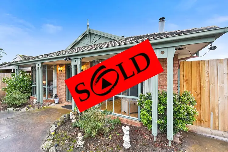 16 Neptune Place, Cranbourne West VIC 3977