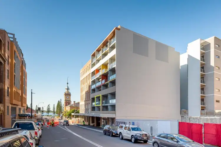202/9 Watt Street, Newcastle NSW 2300