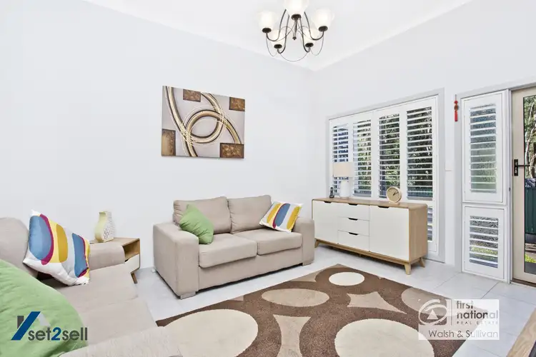 4/3 Elabana Crescent, Castle Hill NSW 2154