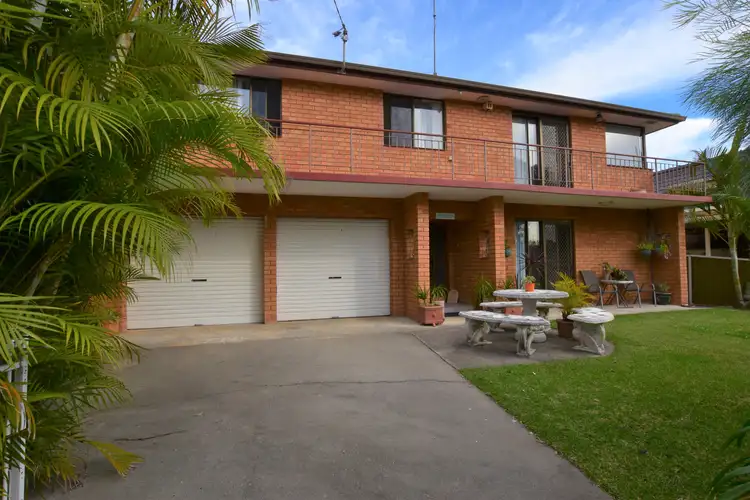 55 Daphne Street, Forster NSW 2428