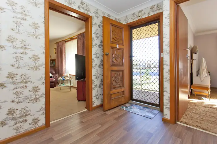 Third view of Homely house listing, 484 McKenzie Street, Lavington NSW 2641
