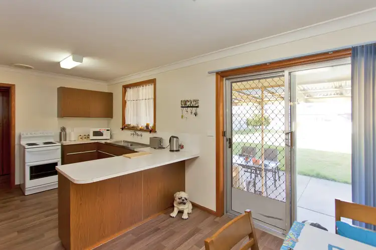 Fifth view of Homely house listing, 484 McKenzie Street, Lavington NSW 2641