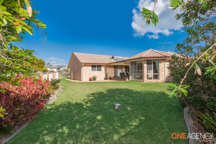 5 Galleon Grove, Caves Beach NSW 2281