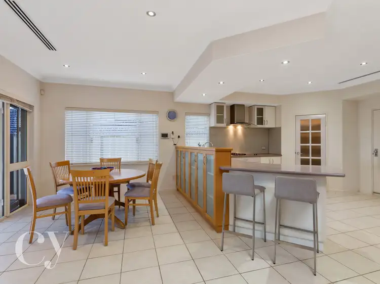 25 Peterborough Circle, Murdoch Chase