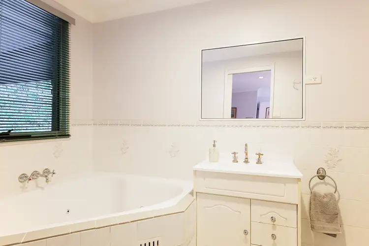 Sixth view of Homely house listing, 9 Justin Drive, Tenambit NSW 2323