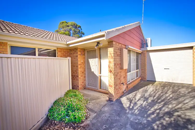 3/73 Beverin Street, Sebastopol VIC 3356