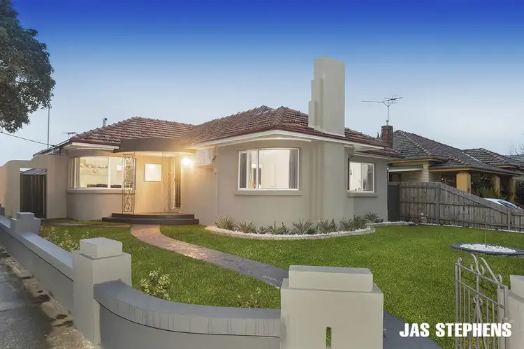 13 Rowe Street, Maribyrnong VIC 3032