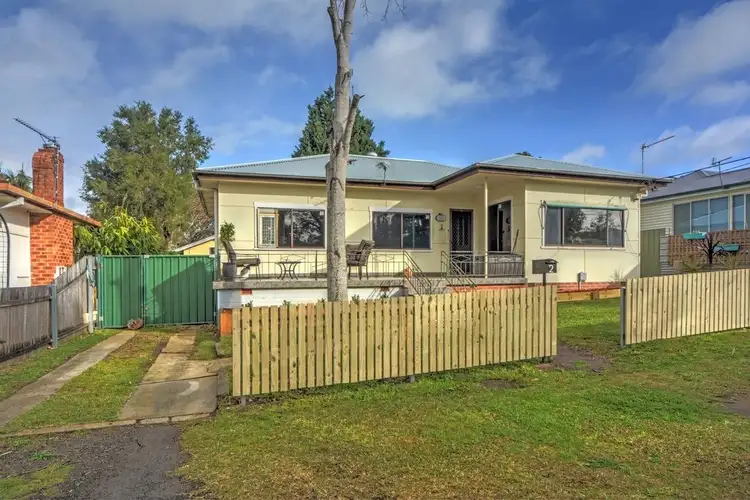 2 Huxley Street, Nowra NSW 2541