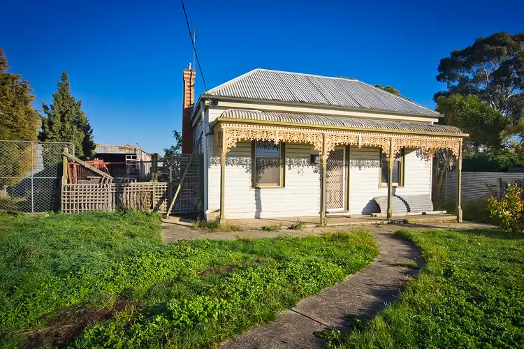 62 Yarrowee Street, Sebastopol VIC 3356