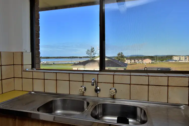 Fifth view of Homely unit listing, 18/12 Taree Street, Tuncurry NSW 2428