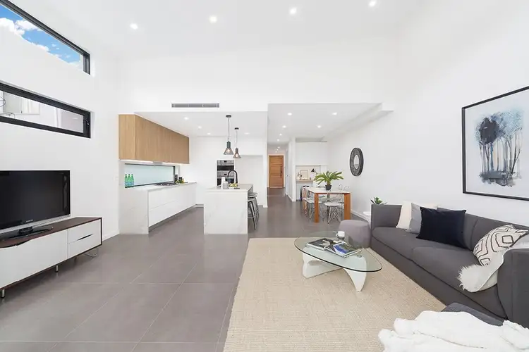 6B Edinburgh Crescent, Woolooware NSW 2230