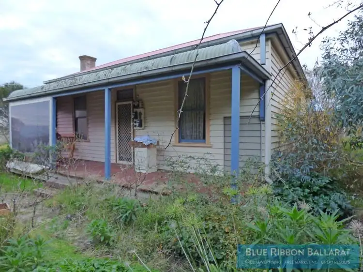 12 Vowles Street