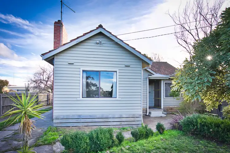 18 Orion Street, Sebastopol VIC 3356