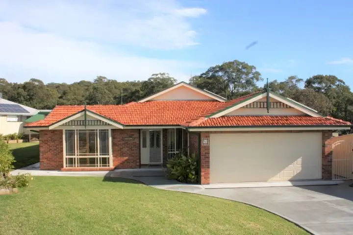 17 McCubbin Way, Lambton NSW 2299