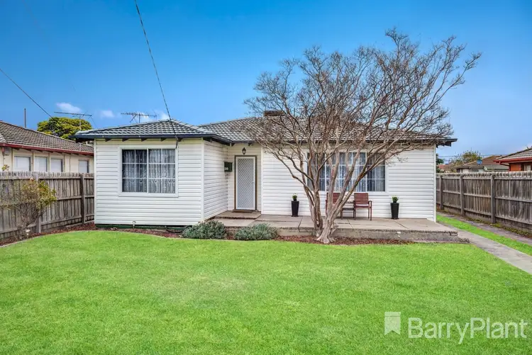 38 Whittaker Avenue, Laverton VIC 3028
