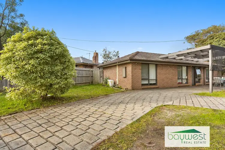 15 Railway Crescent, Hastings VIC 3915