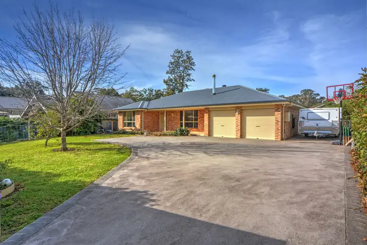 11 Karana Drive, North Nowra NSW 2541