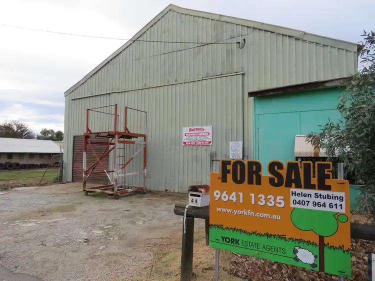 44 Dawson Street, Beverley WA 6304