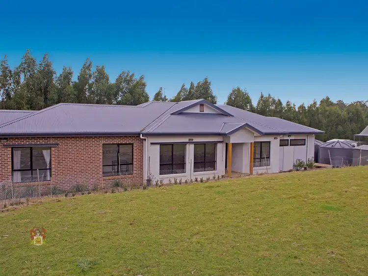 5 Morris Court
