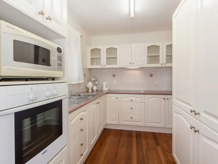 Seventh view of Homely house listing, 4 Deidre Ann Street, Raceview QLD 4305