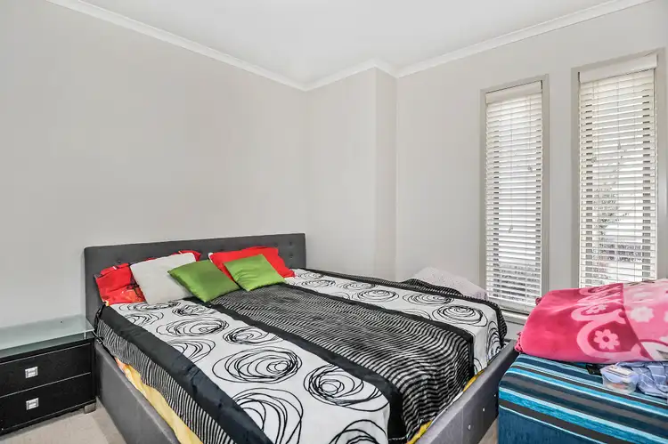 Fifth view of Homely house listing, 8 Echo Place, Alfredton VIC 3350