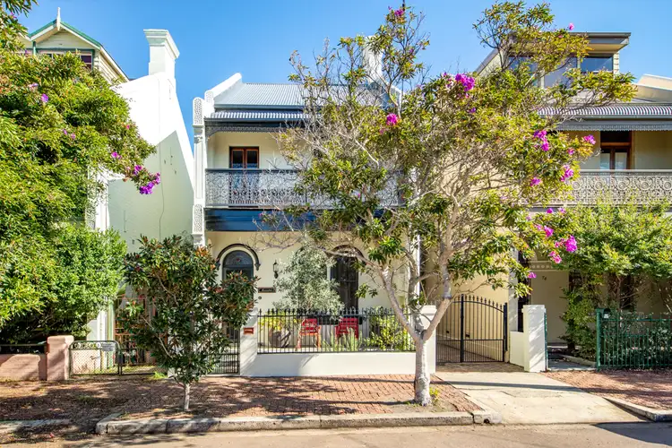 76 Lawson Street, Hamilton NSW 2303