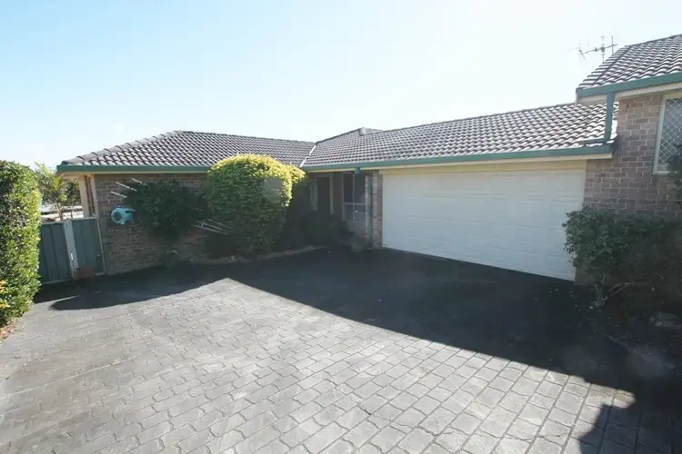 2/84 Pioneer Dr, Forster NSW 2428