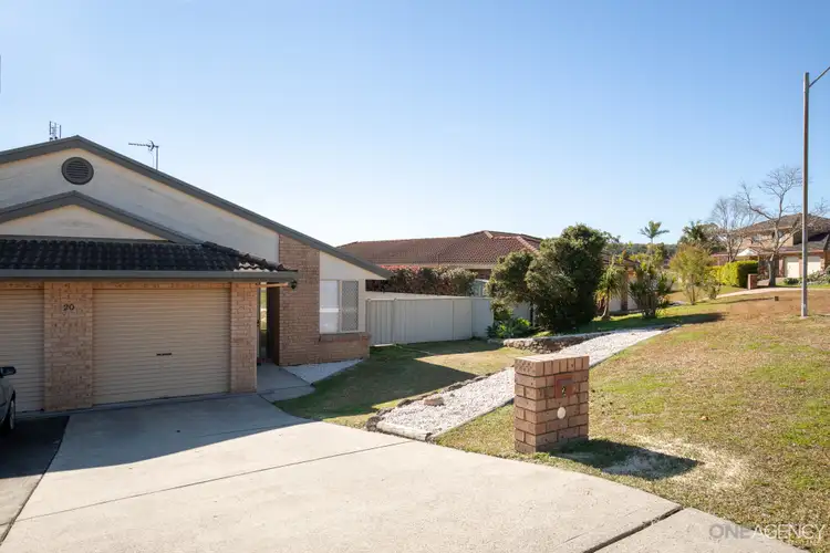 2/20 Valerie Court, Elermore Vale NSW 2287