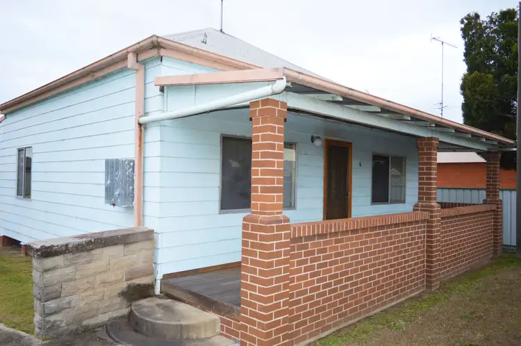 6 Mount View Road, Cessnock NSW 2325