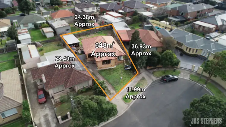 Second view of Homely house listing, 17 Estelle Court, Altona North VIC 3025