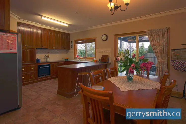 Fifth view of Homely house listing, 7 Macinnes Court, Horsham VIC 3400