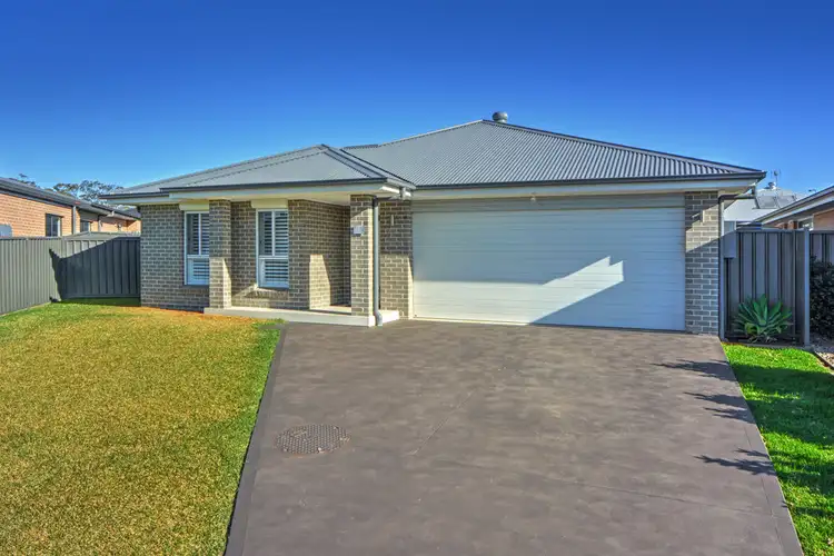 17 Petrel Close, South Nowra NSW 2541