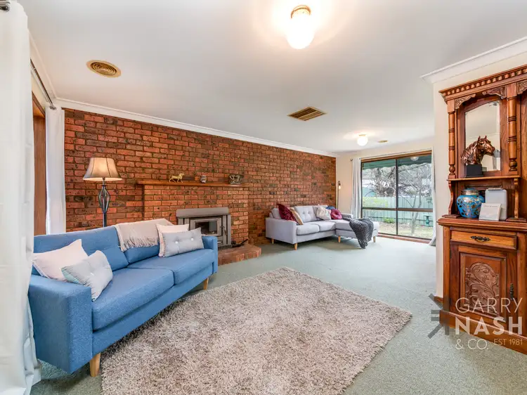 Second view of Homely house listing, 3 Kingston Court, Wangaratta VIC 3677