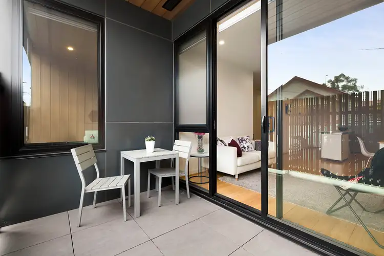 D2/42 Hutchinson Street, Brunswick East VIC 3057