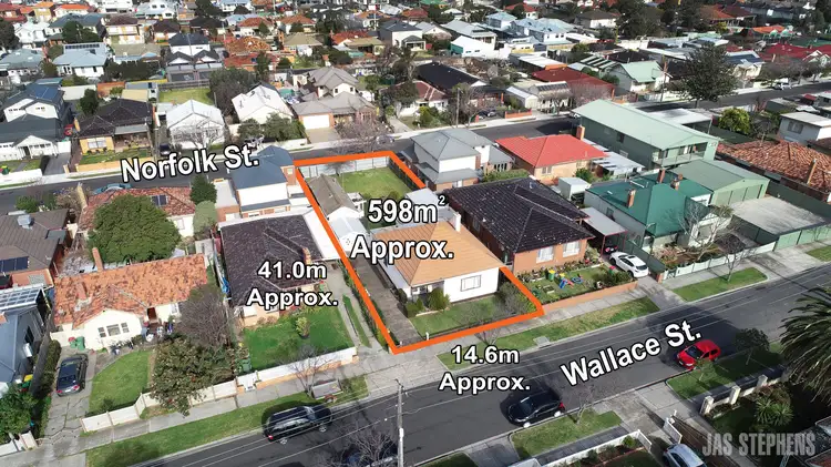 17 Wallace Street, Maidstone VIC 3012