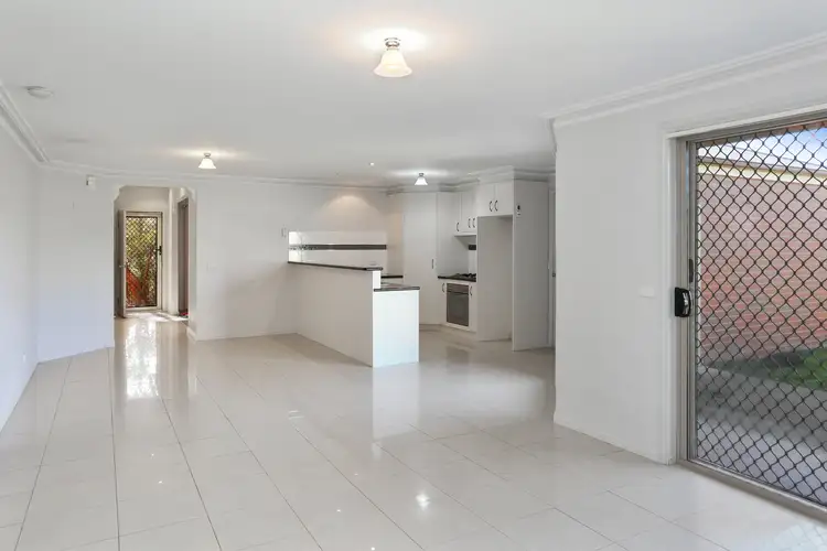 Sixth view of Homely house listing, 5 Jade Court, Kangaroo Flat VIC 3555