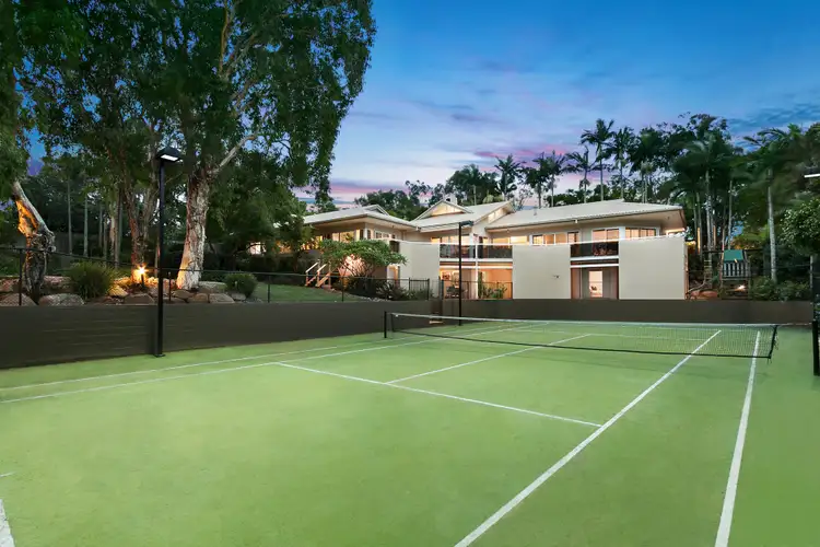 25 Meiers Road, Indooroopilly QLD 4068