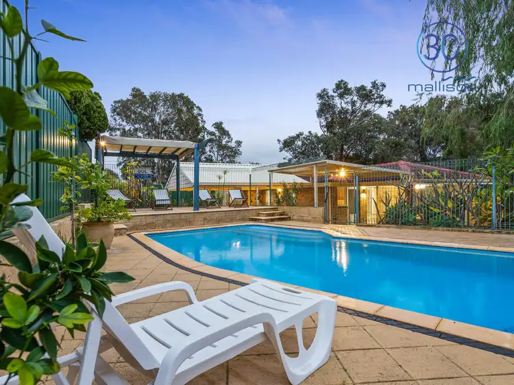 13 Stafford Court, Leeming WA 6149