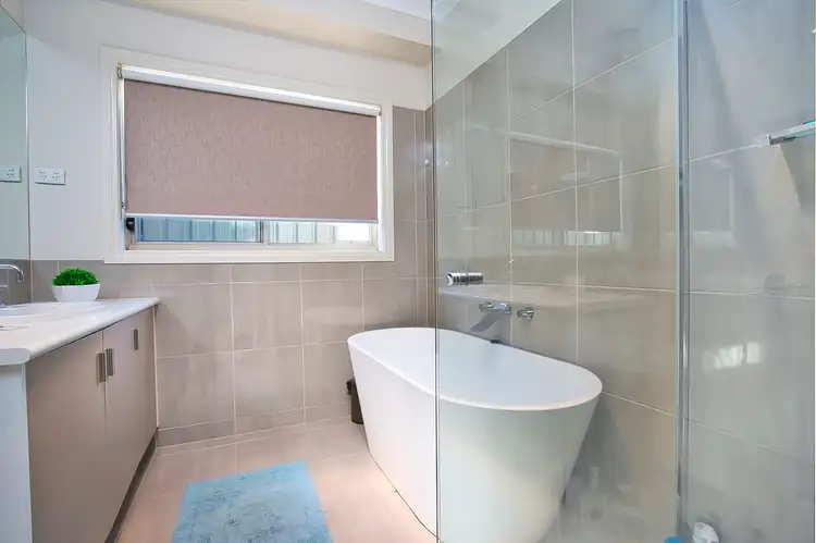 Fifth view of Homely house listing, 20 Faversham Avenue, Lake Gardens VIC 3355