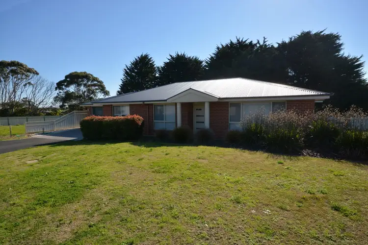 Second view of Homely house listing, 8 Seacliff Place, Portland VIC 3305