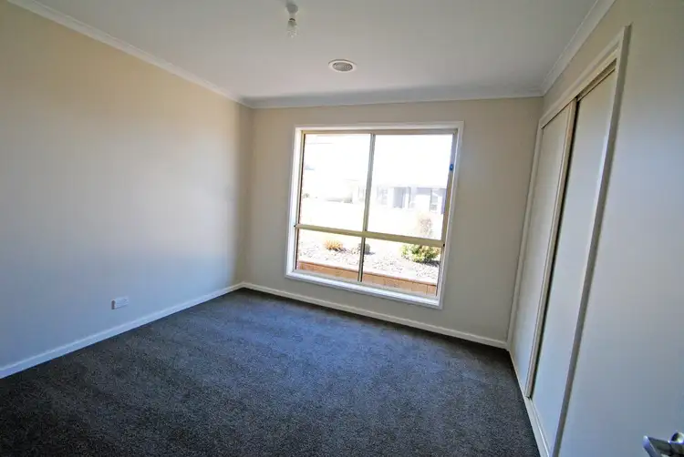 Sixth view of Homely house listing, 8 Seacliff Place, Portland VIC 3305