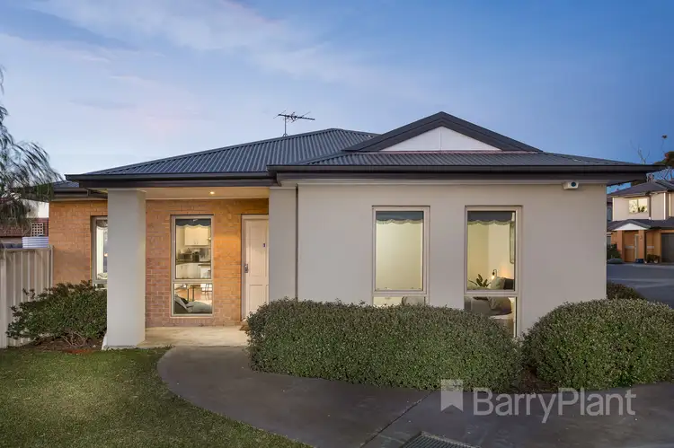 1/9 Trembath Court, Altona Meadows VIC 3028