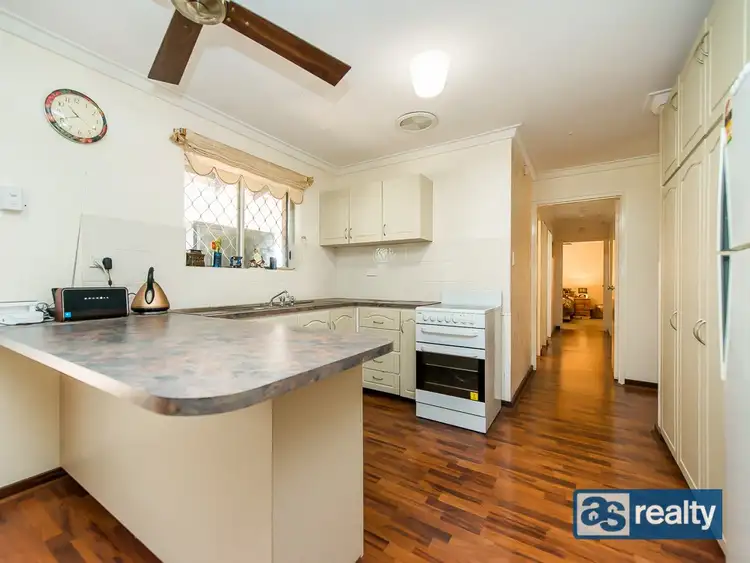 Second view of Homely house listing, 3/3 Cothill Court, Eden Hill WA 6054