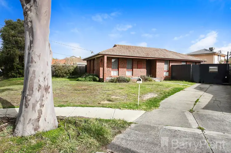 Second view of Homely house listing, 3 Jindara Court, Gladstone Park VIC 3043