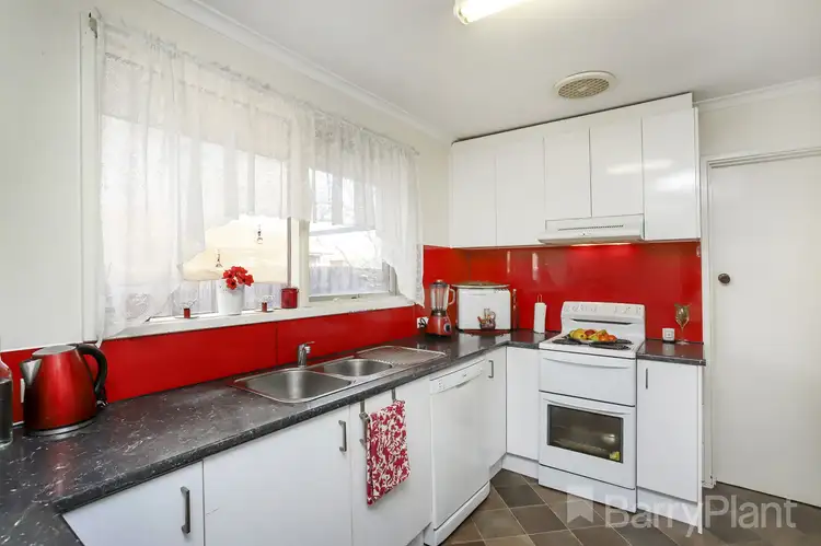 Sixth view of Homely house listing, 3 Jindara Court, Gladstone Park VIC 3043